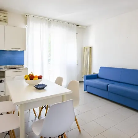 Acquamarina * カットーリカ