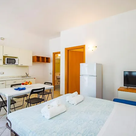 Acquamarina * カットーリカ