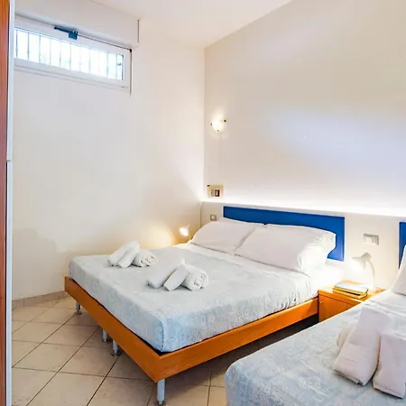 Acquamarina カットーリカ