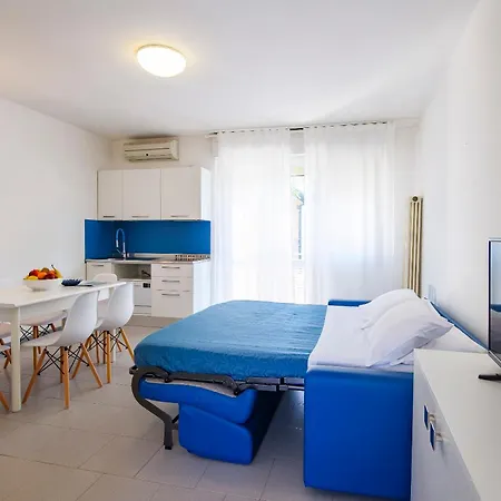 Acquamarina * カットーリカ