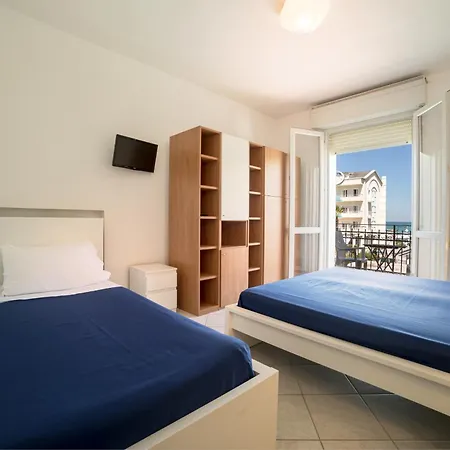 Acquamarina Cattolica